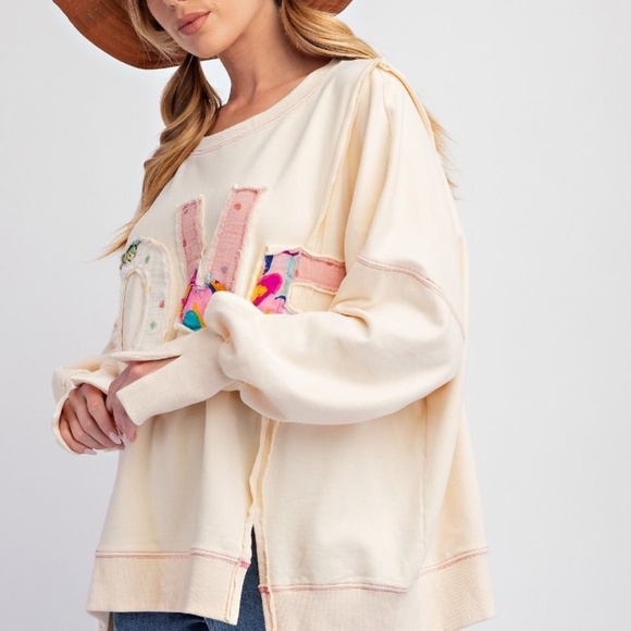 New Easel LOVE Pullover Oversized Sweatshirt Knit Patches Plus Size Top Cream - Picture 3 of 12